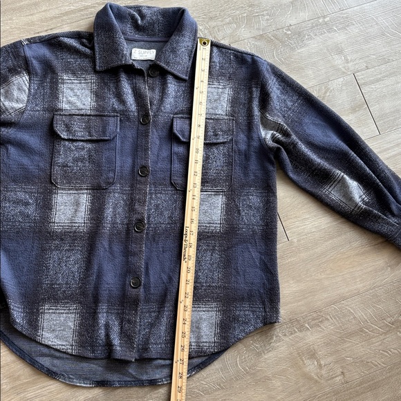 Z Supply Size Medium Dusty Indigo Plaid Shacket Button Down - Picture 4 of 6
